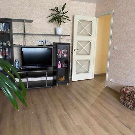 Flat Apartment Uzhhorod Exterior photo